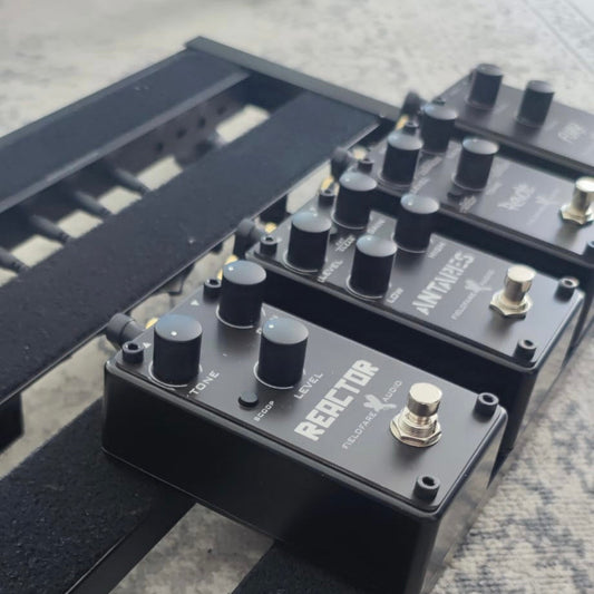 Reactor Distortion Overdrive Pedal