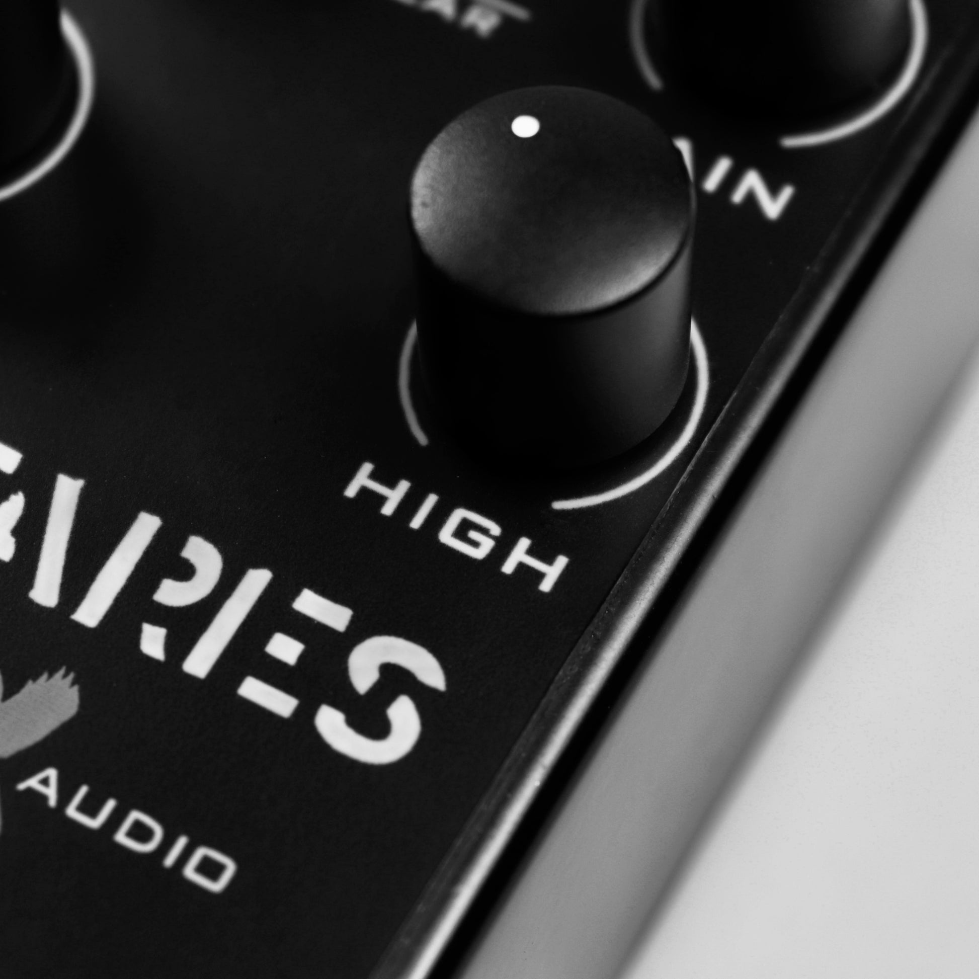 Unser Overdrive Effektpedal hat einen dedizierten Regler für High